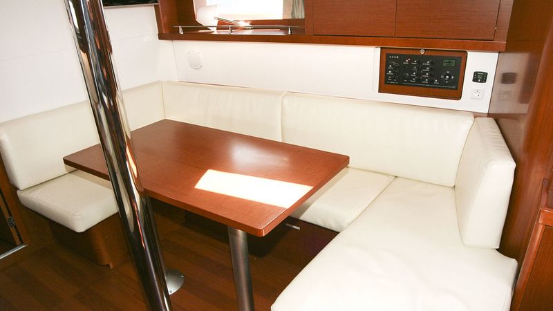 Beneteau Oceanis 41.1 | Buddy