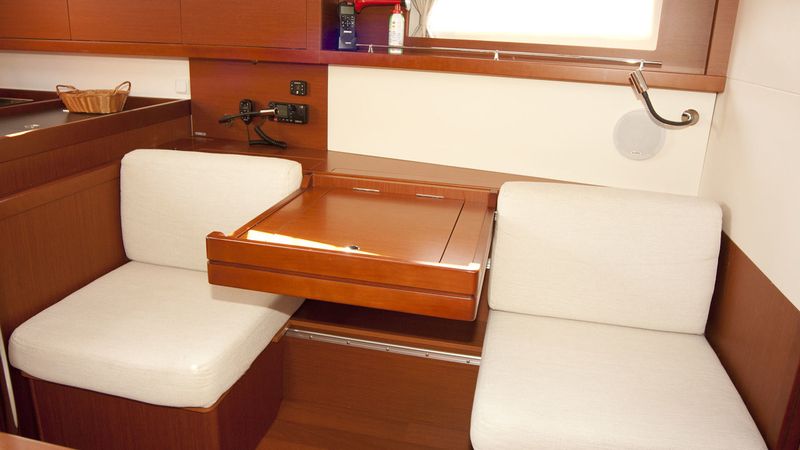 Beneteau Oceanis 41.1 | Buddy