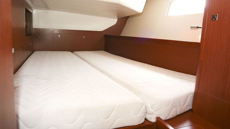 Beneteau Oceanis 41.1 | Buddy