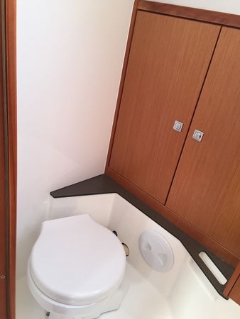 Bavaria Cruiser 37 | Hanni