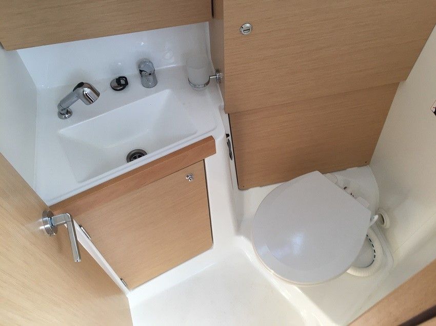 Beneteau Oceanis 38 | Martine