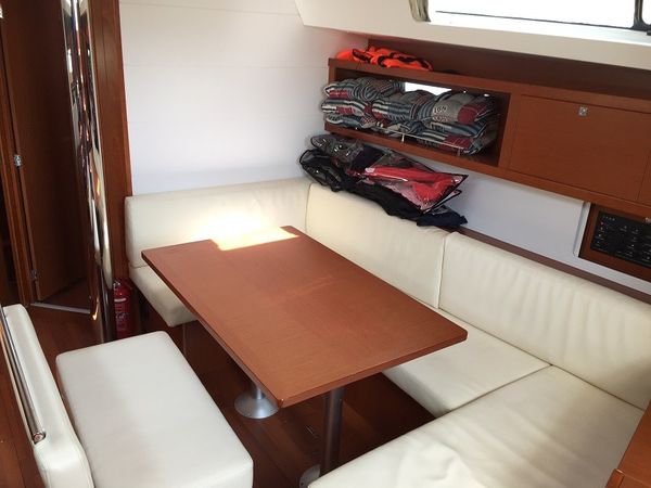 Beneteau Oceanis 45 | Lena
