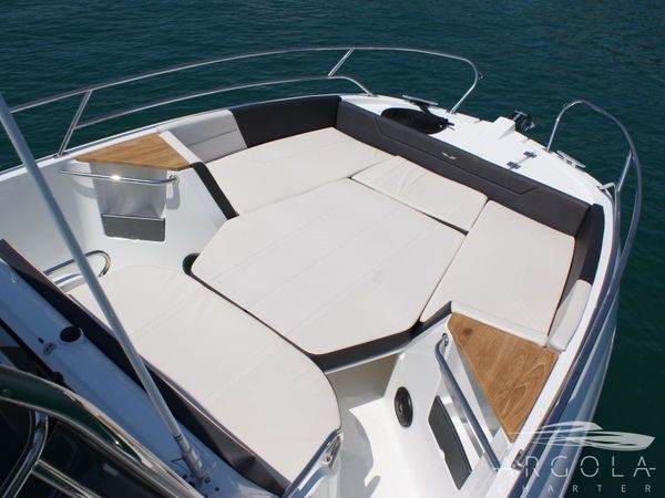 Beneteau Flyer 8.8 Spacedeck | Beneteau Flyer 8.8 Spacedeck
