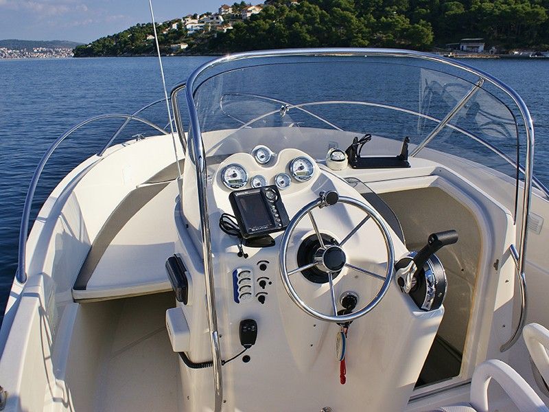 Quicksilver 635 | Quicksilver 635 Commander