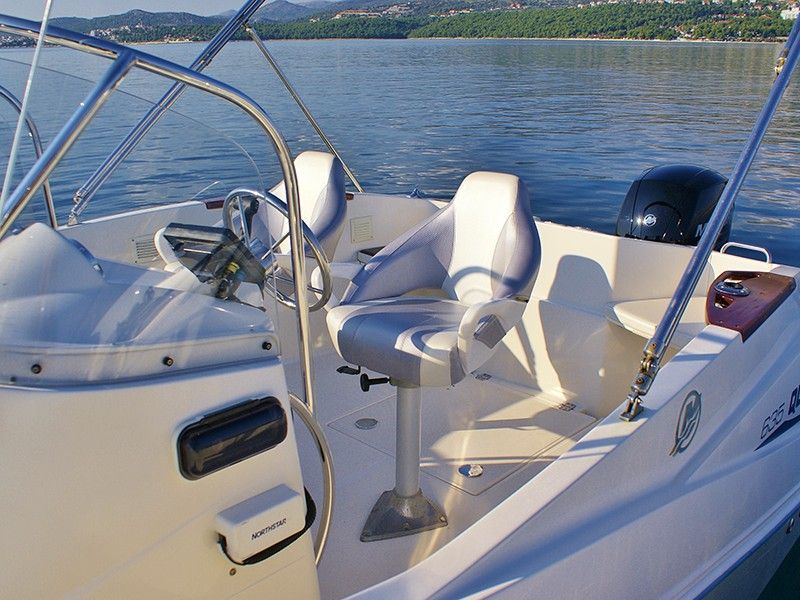 Quicksilver 635 | Quicksilver 635 Commander