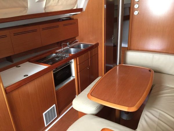 Beneteau Cyclades 39.3 | Helena