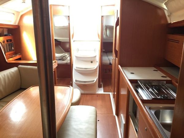 Beneteau Cyclades 39.3 | Helena