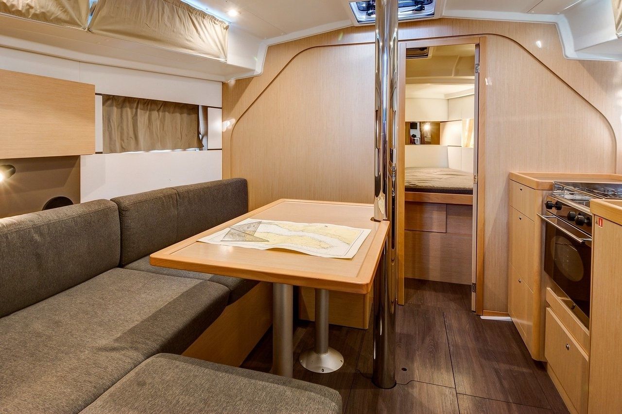 Beneteau Oceanis 38 | Arsen