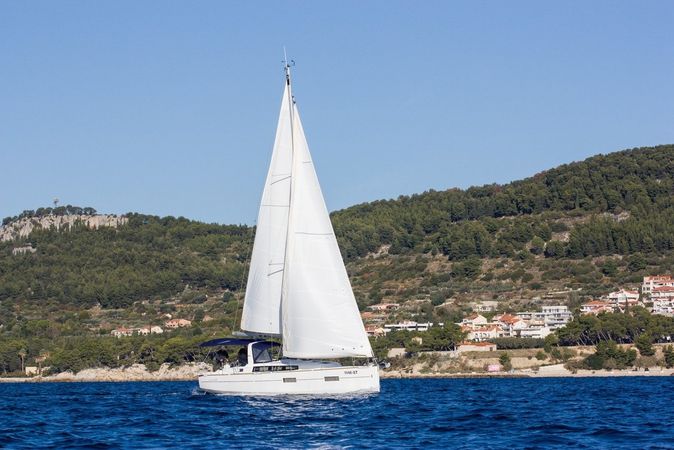 Beneteau Oceanis 38 | Arsen