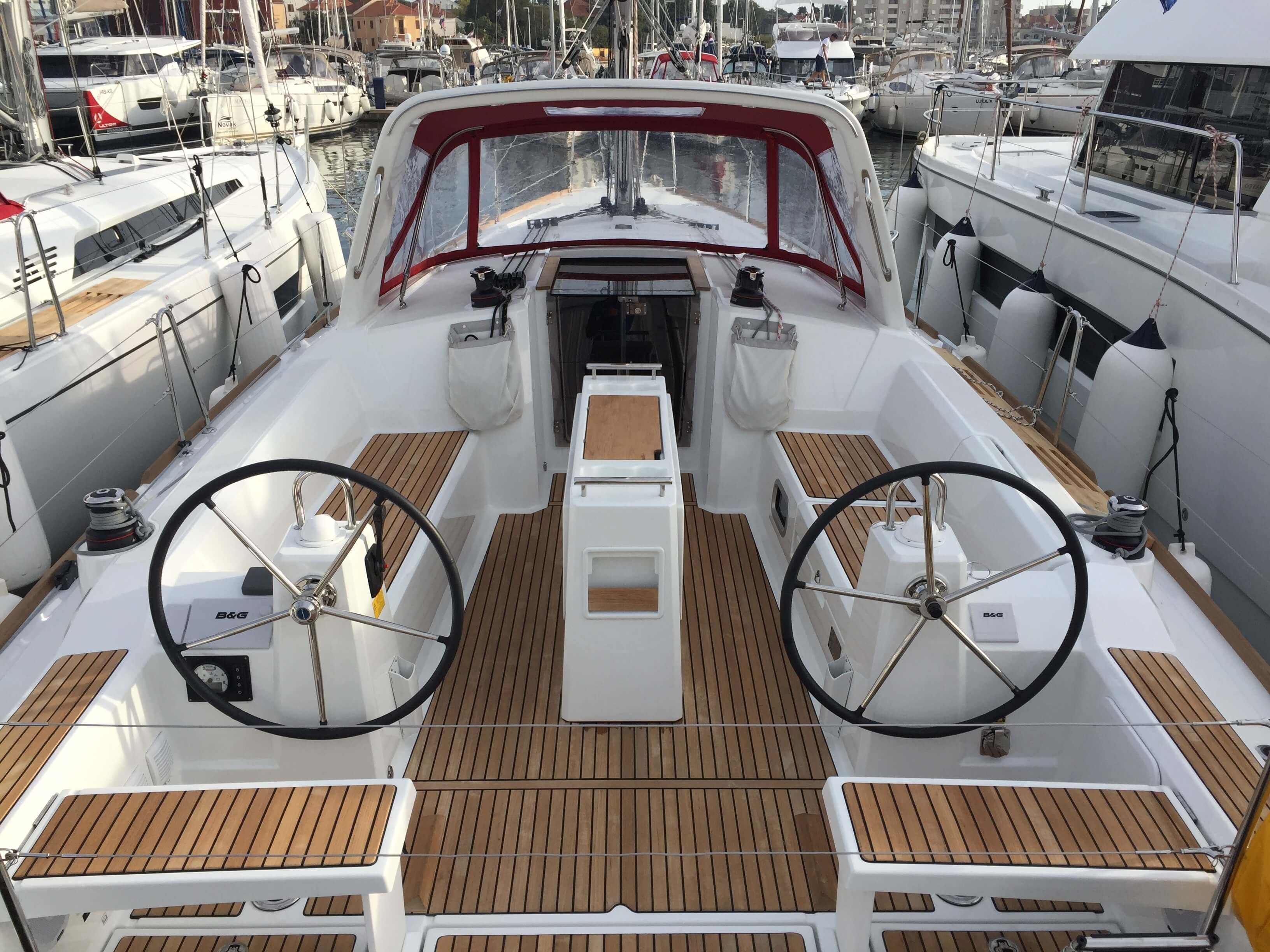 Beneteau Oceanis 38 | Luce