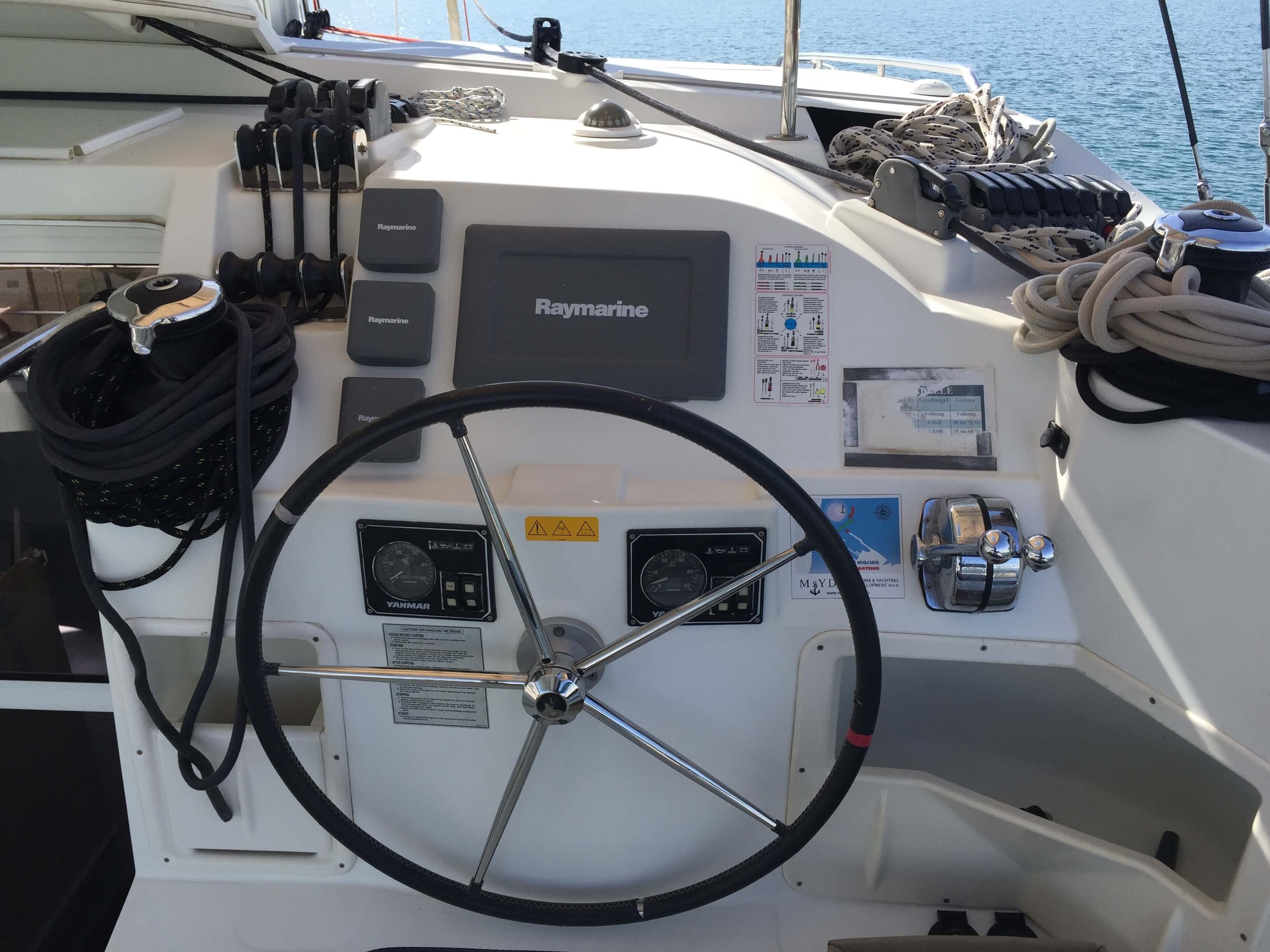 Lagoon 421 | Marielle