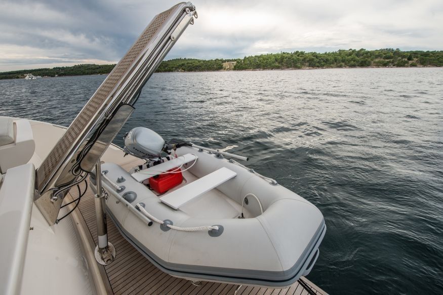 Azimut 47 Fly | Skyfall