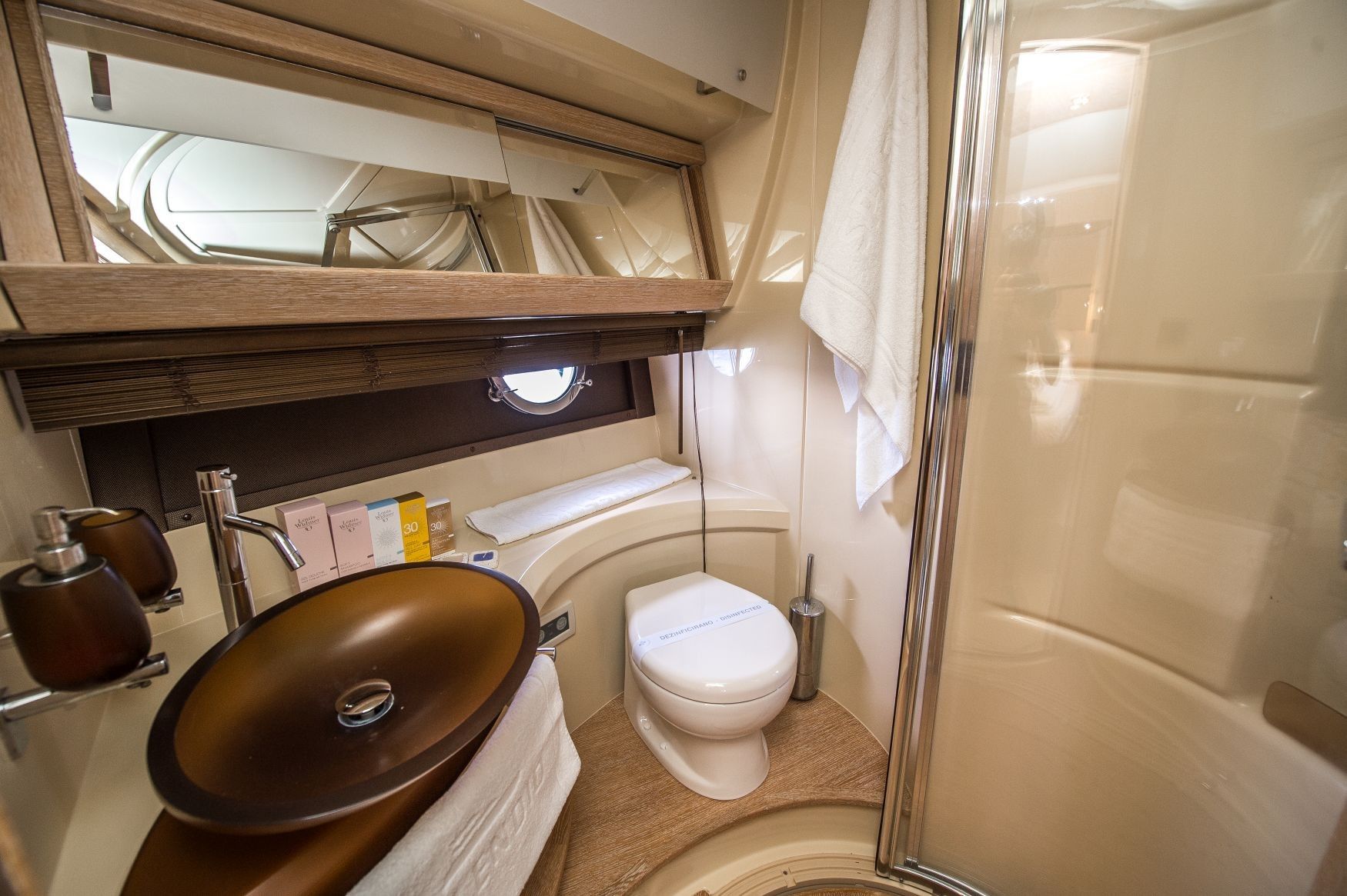 Azimut 47 Fly | Skyfall