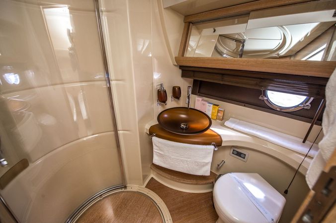 Azimut 47 Fly | Skyfall