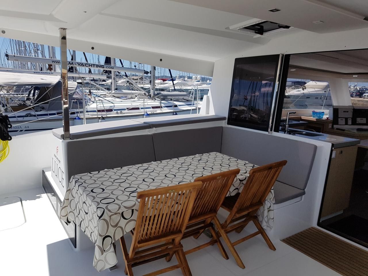 Fountaine Pajot Lucia 40 | Luce