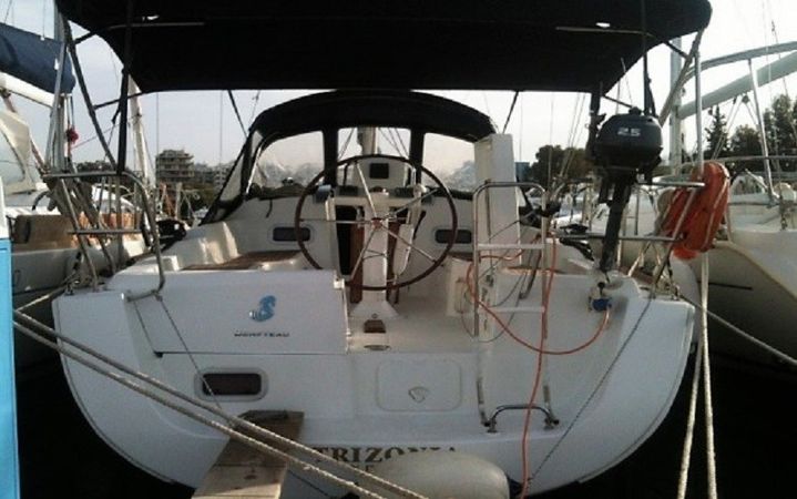 Beneteau Oceanis 31 | Trizonia