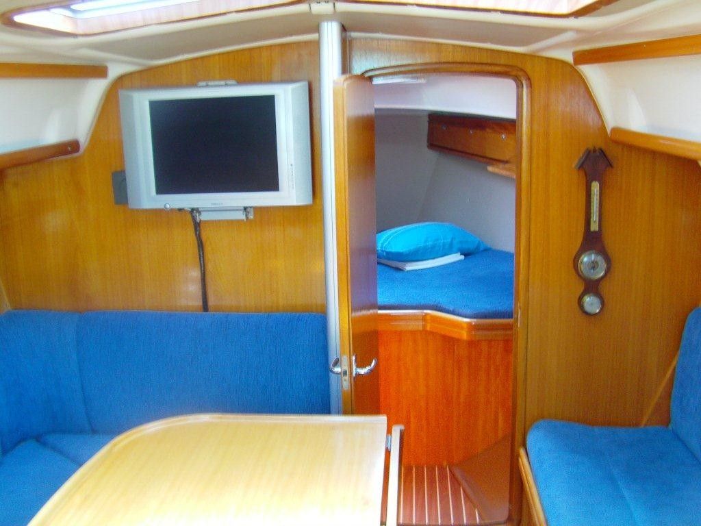 Bavaria Cruiser 33 | Catherine