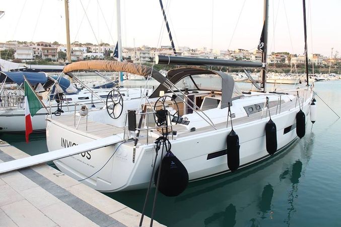 Dufour 56 | Invictus