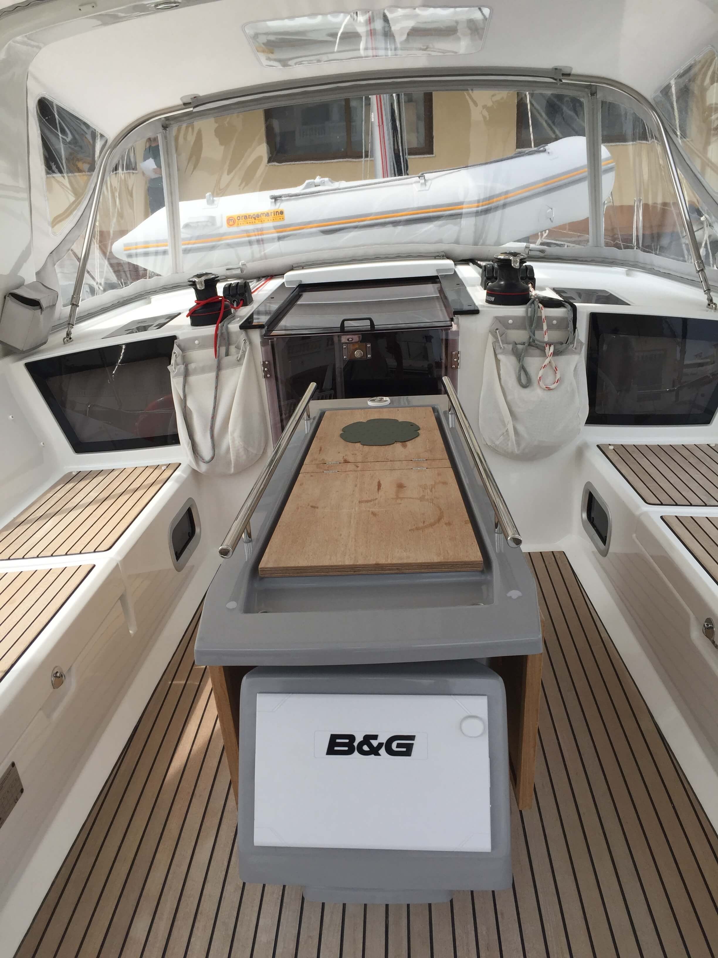 Beneteau Oceanis 41.1 | Targa