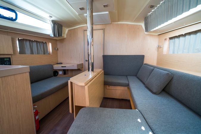 Beneteau Oceanis 41.1 | White Pearl