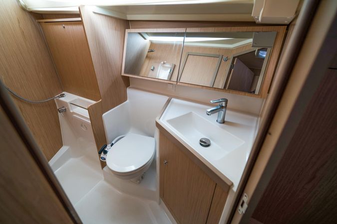 Beneteau Oceanis 41.1 | White Pearl