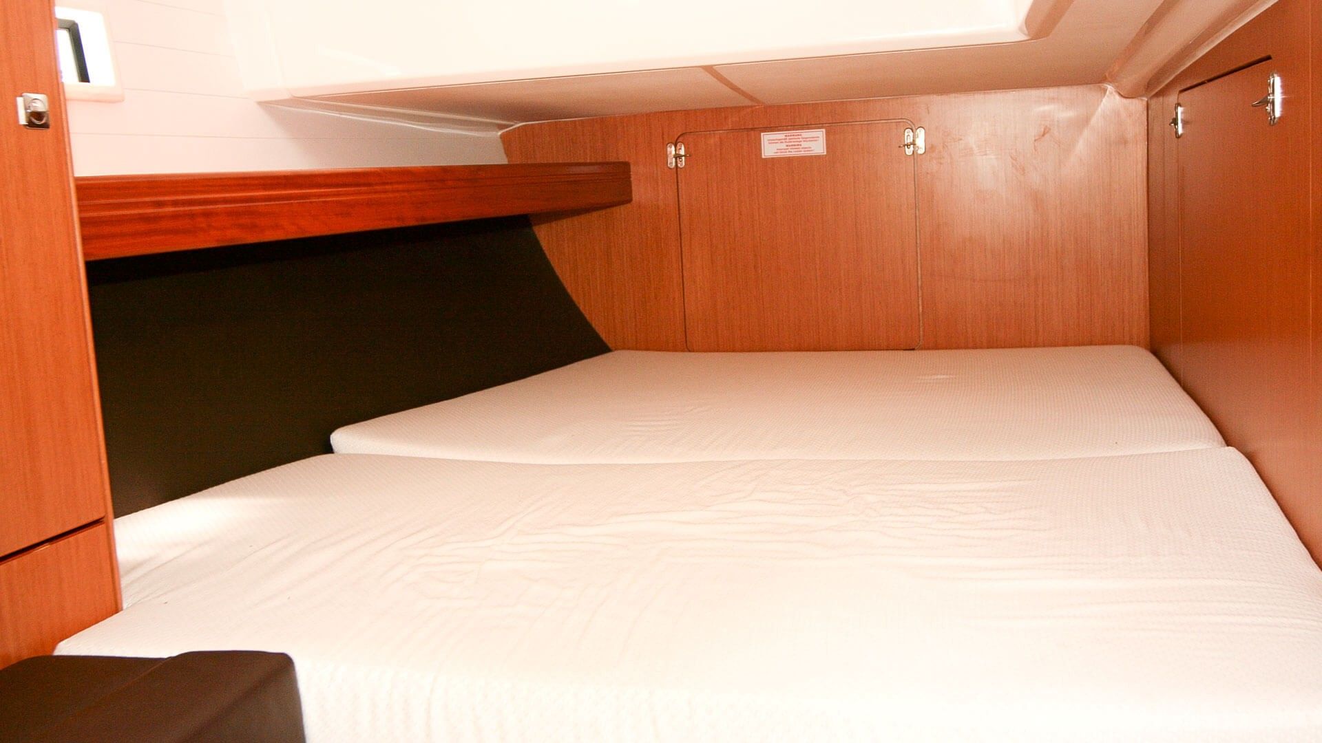 Bavaria Cruiser 46 | Beef