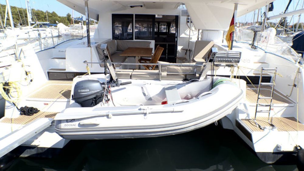 Fountaine Pajot Lucia 40 | Leon