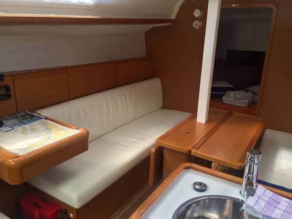 Jeanneau Sun Odyssey 33i | Nevena