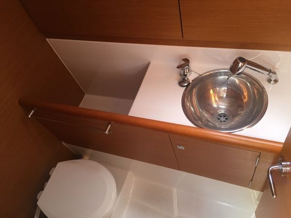 Jeanneau Sun Odyssey 33i | Nevena