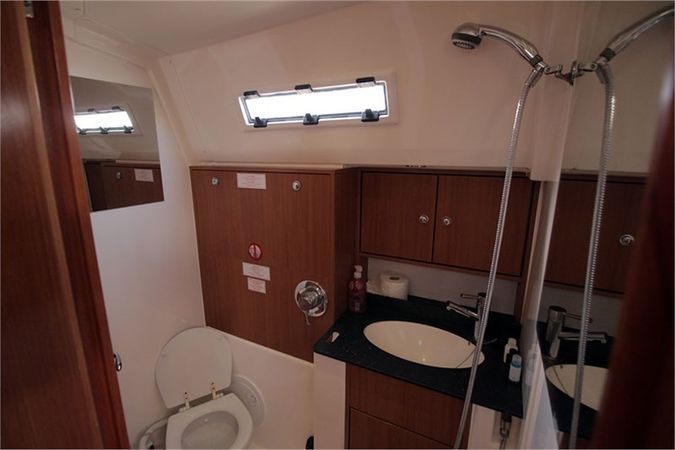 Bavaria Cruiser 50 | Leonis