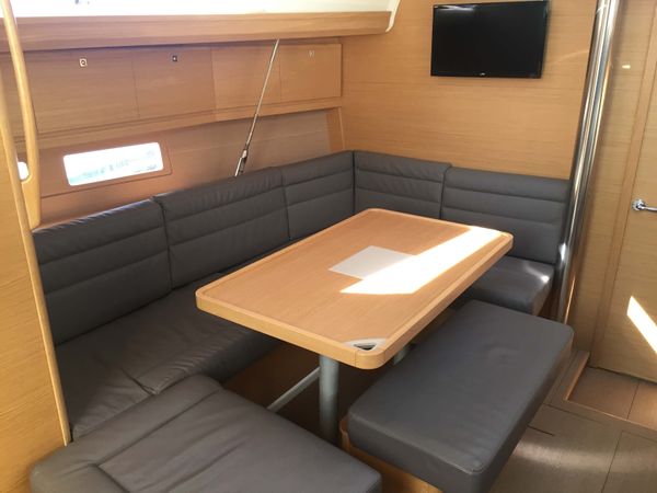 Dufour 412 | Amazing