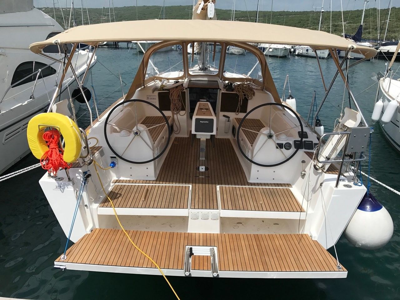 Dufour 382 | Diniva 2