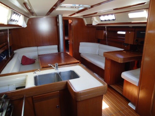 Dufour 44 | Jonathan Pink