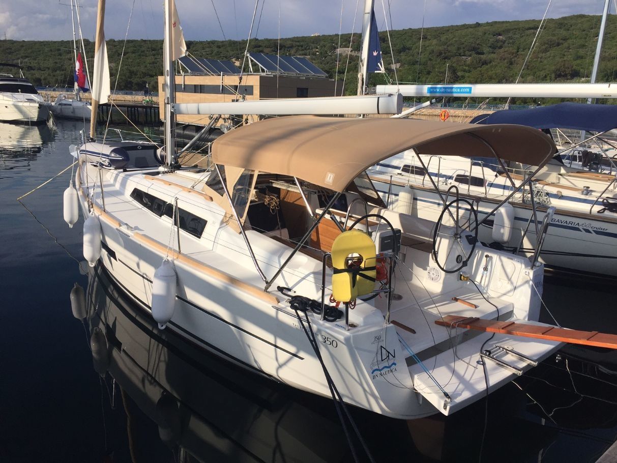 Dufour 350 | Luna