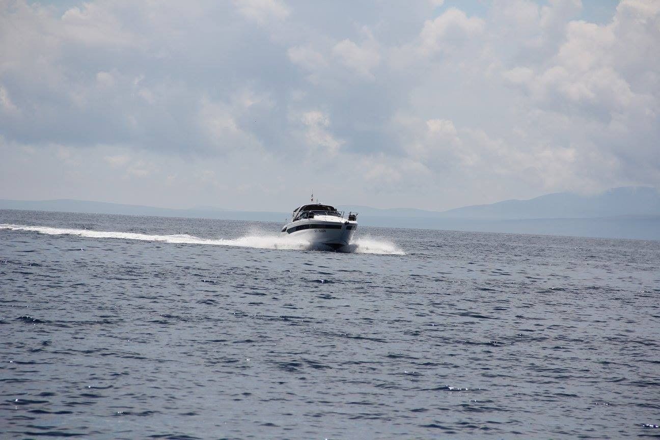 Bavaria Sport 400 | Rhea
