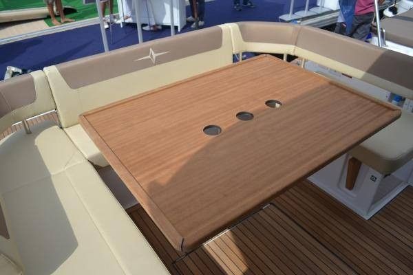 Bavaria Sport 400 | Rhea