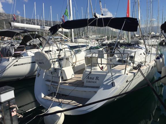 Sun Odyssey 49