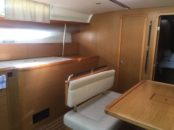Jeanneau Sun Odyssey 49 | Ana B.