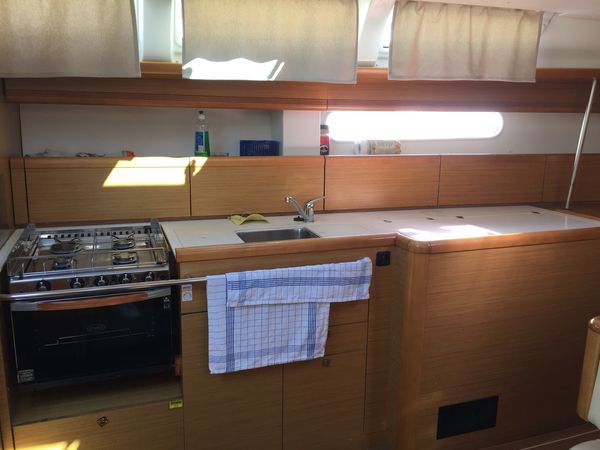 Jeanneau Sun Odyssey 49 | Ana B.