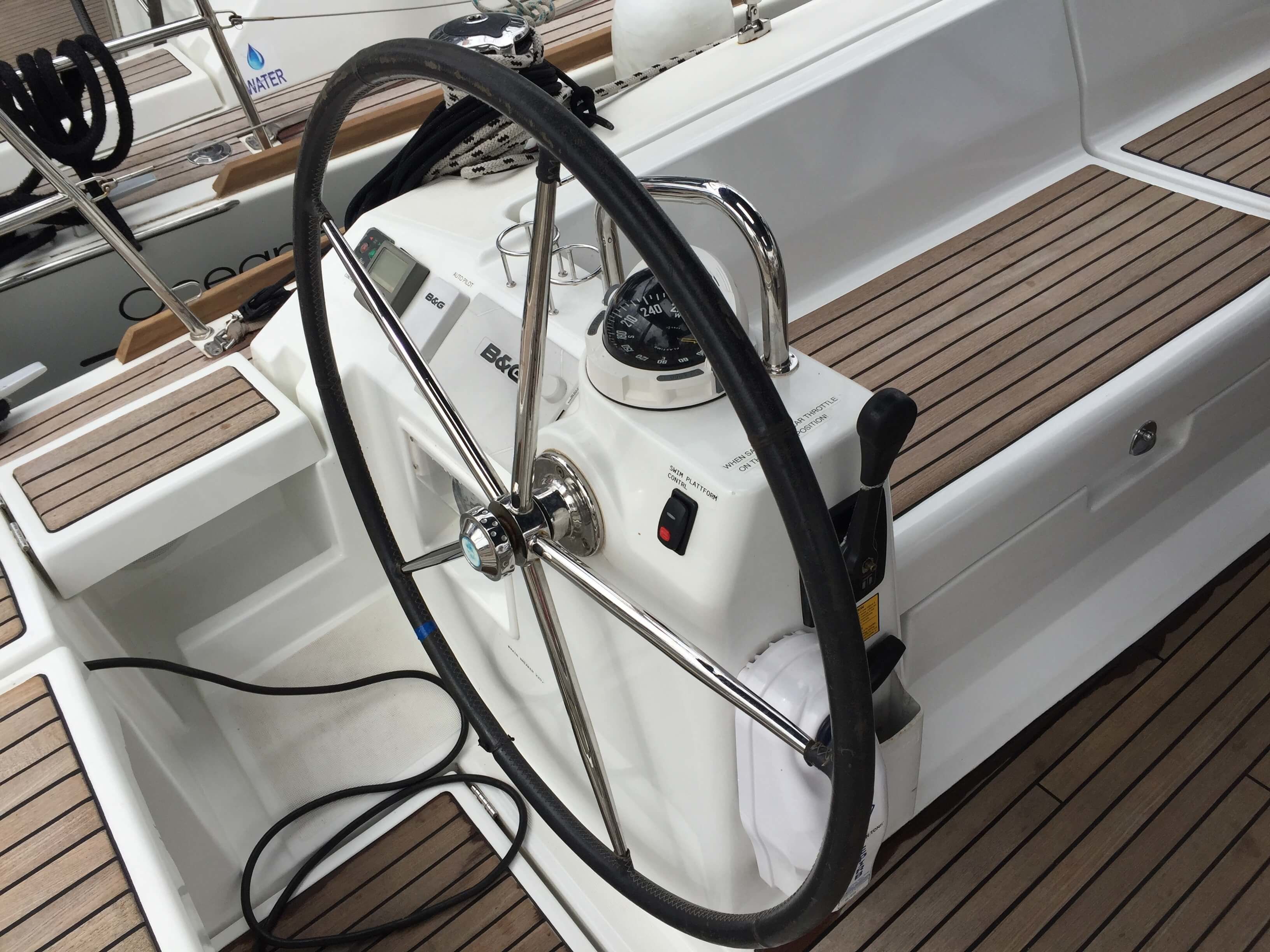 Beneteau Oceanis 45 | Gin Tonic
