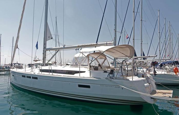 Jeanneau Sun Odyssey 509 | Aqua Kiss