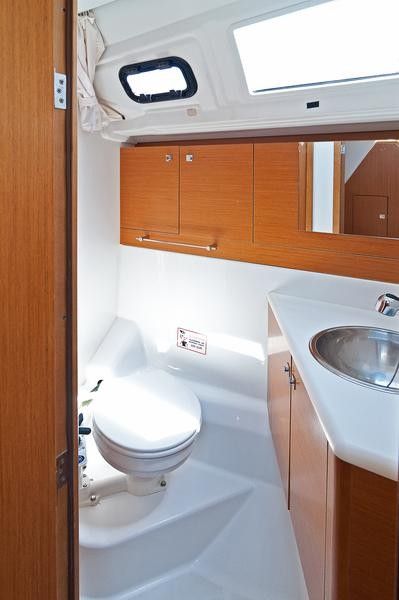 Jeanneau Sun Odyssey 509 | Aqua Kiss