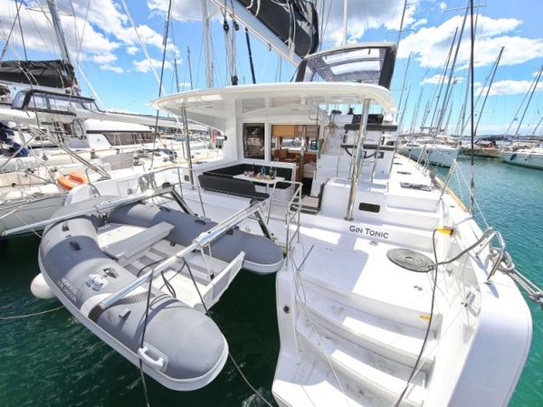 Lagoon 39 | Gin Tonic