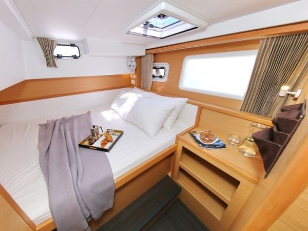 Lagoon 39 | Gin Tonic