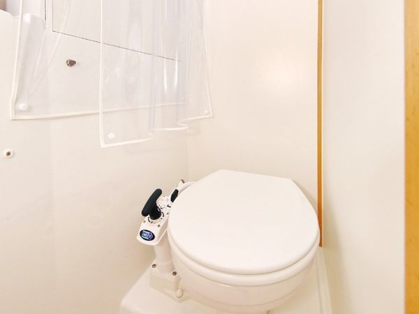 Lagoon 39 | Gin Tonic