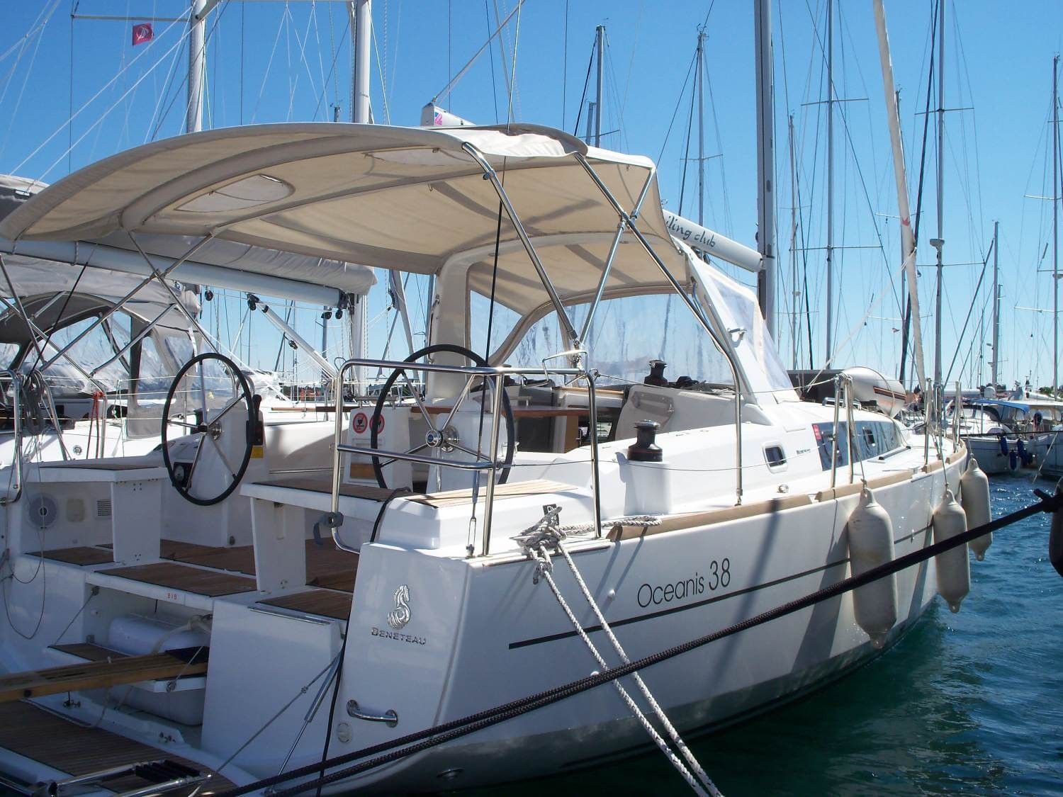 Beneteau Oceanis 38 | Marica