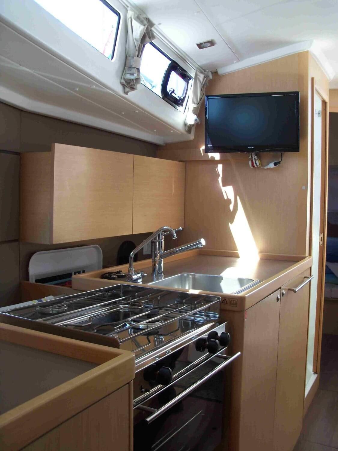 Beneteau Oceanis 38 | Marica