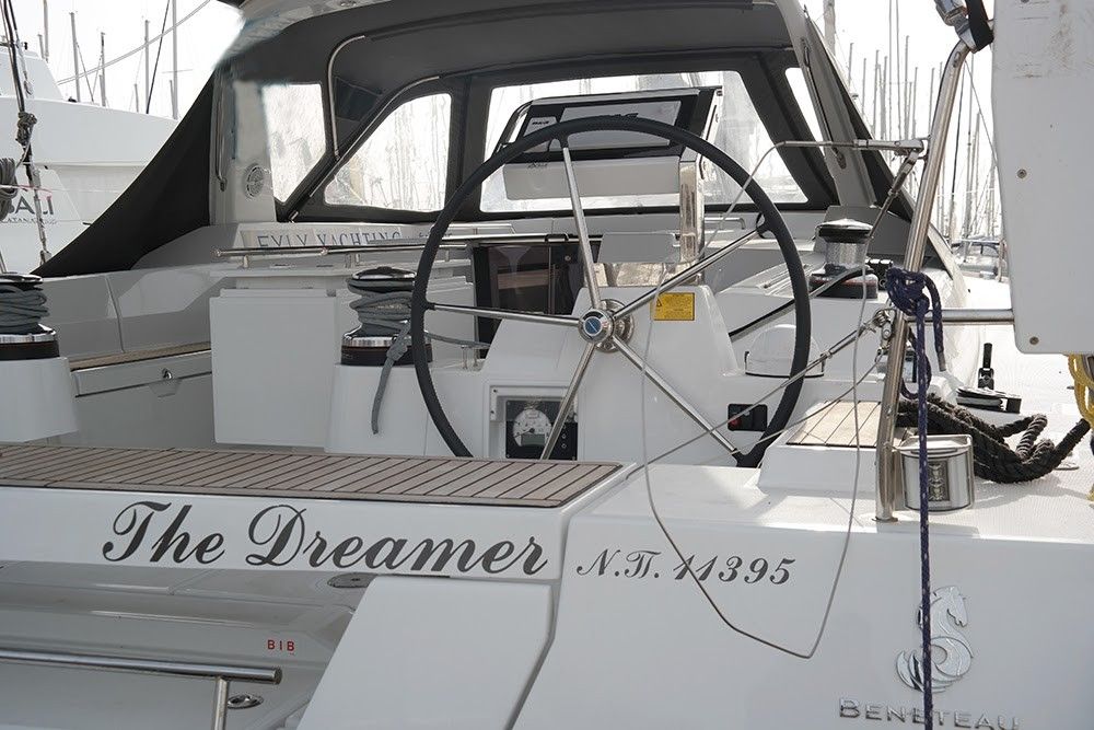 Beneteau Oceanis 55 | The Dreamer