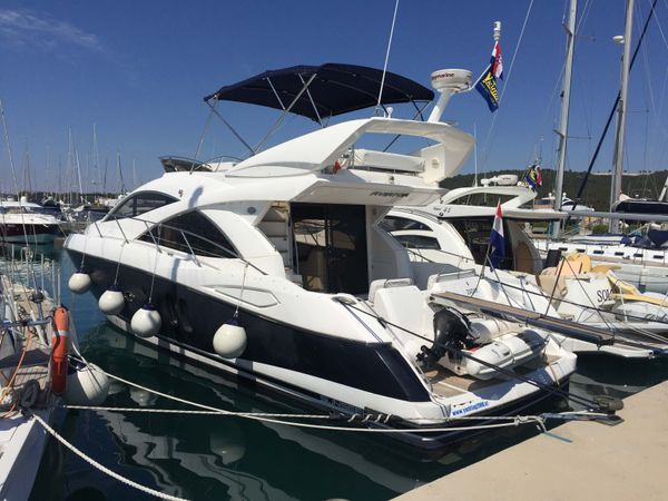 Sunseeker Manhattan 50 | Aviator