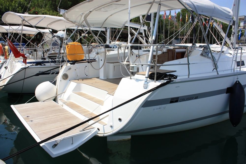 Bavaria Cruiser 45 | Sail Bravo